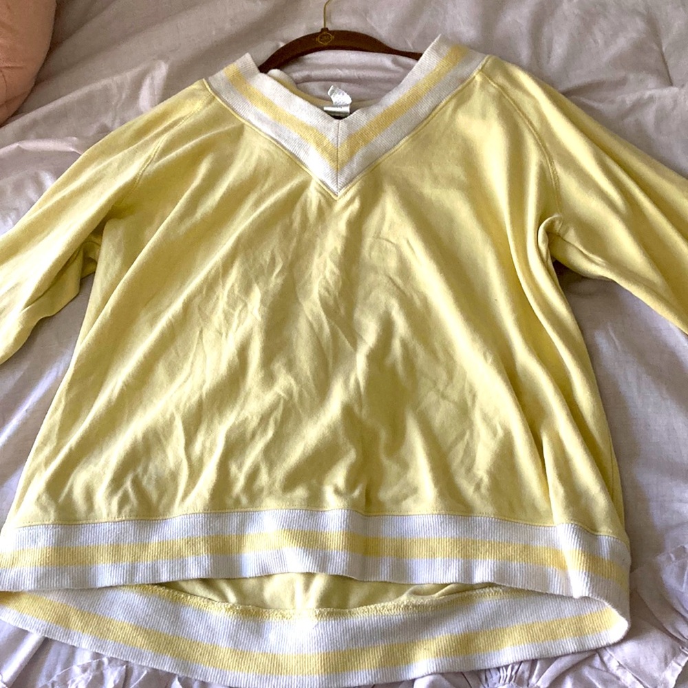 Pastel yellow sports savvy shirt barely worn